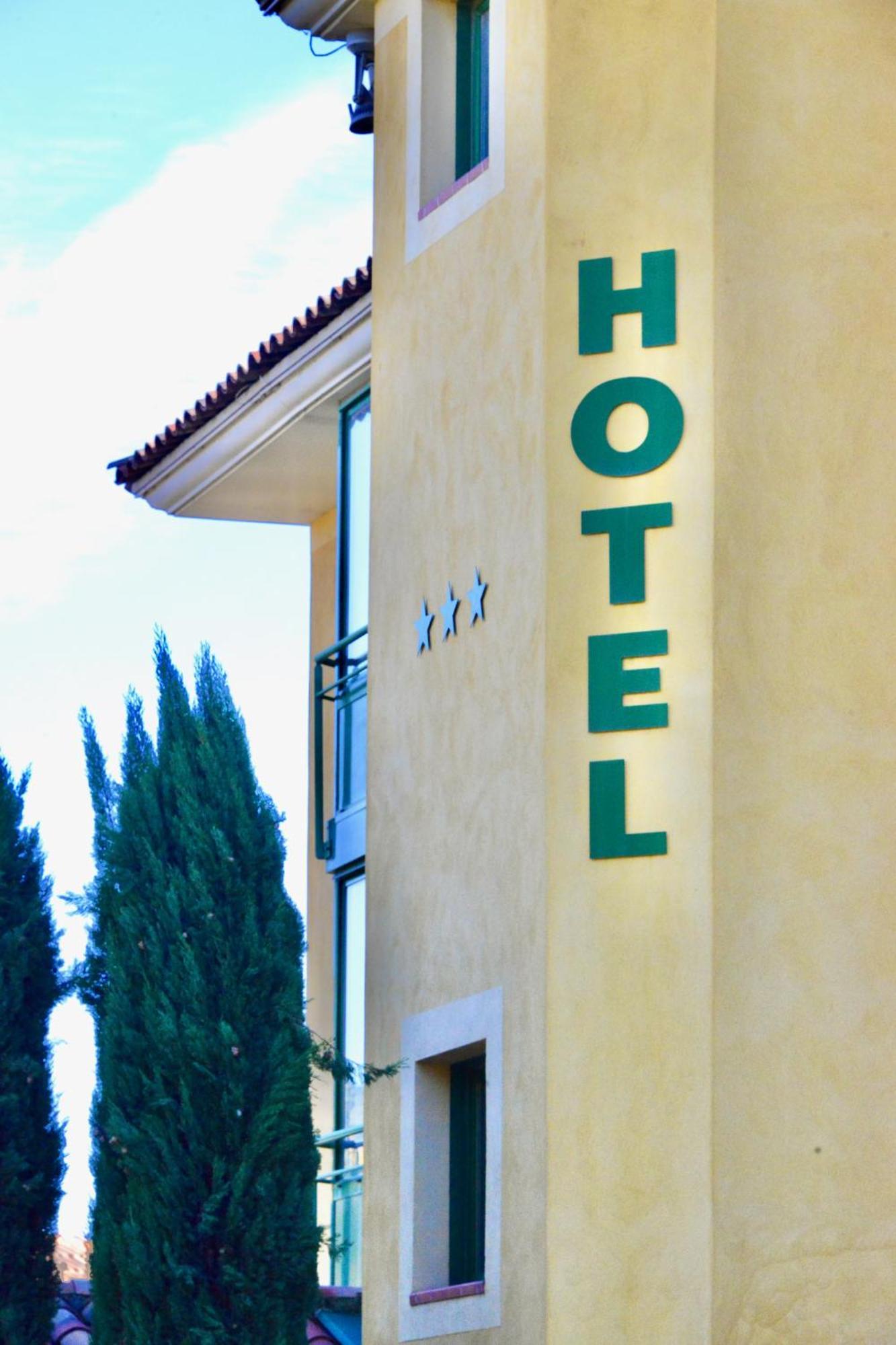 Best Western Gemenos Villa Florette Zewnętrze zdjęcie